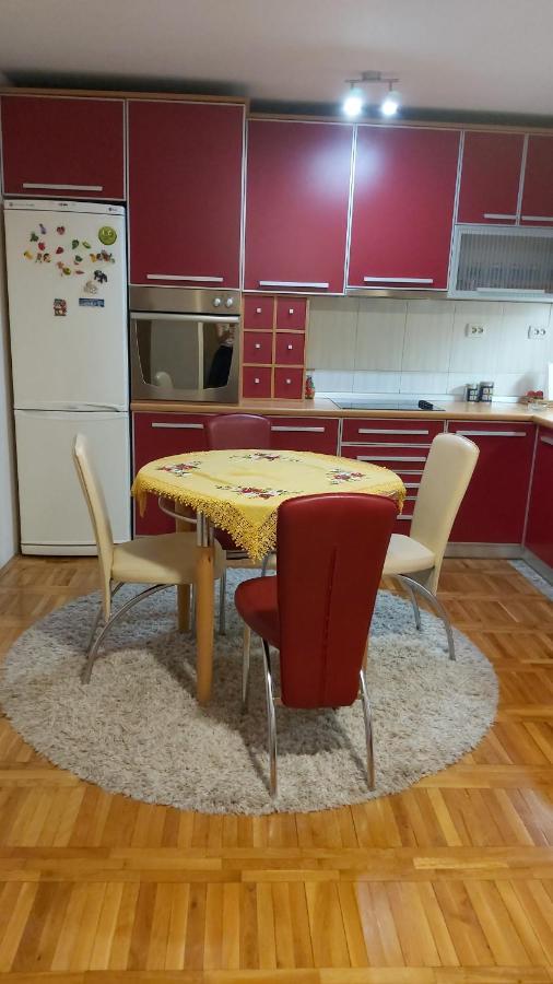 Apartamento Ino 99 Užice Exterior foto