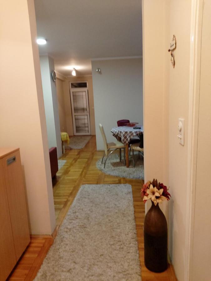 Apartamento Ino 99 Užice Exterior foto